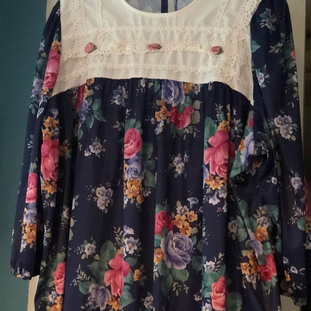 Vintage Roaman’s Spring dress. Made in USA